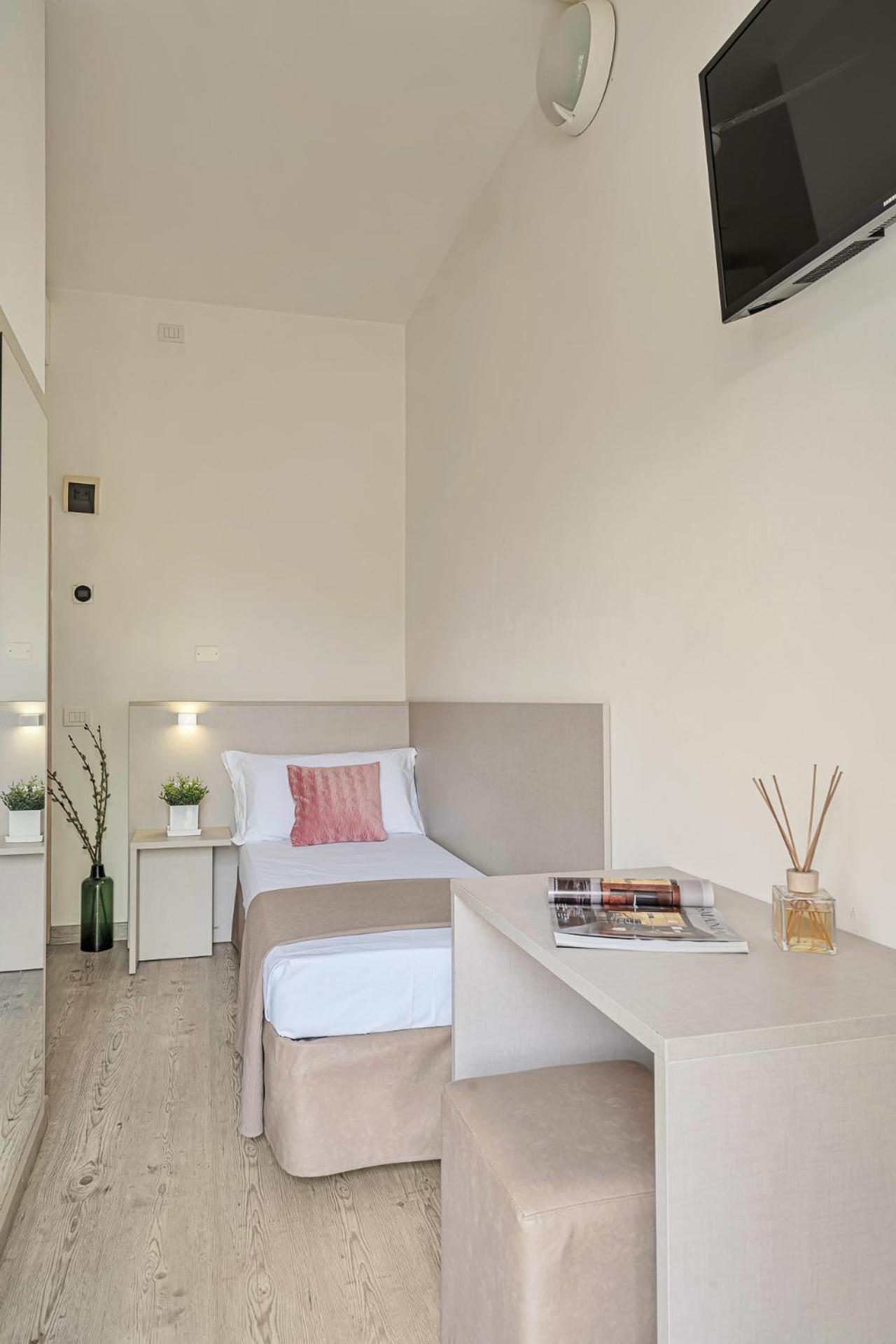 Hotel Lux Gabicce Mare Esterno foto