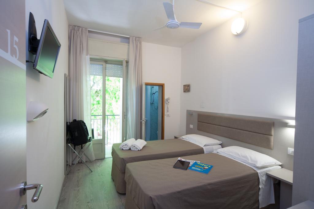 Hotel Lux Gabicce Mare Esterno foto